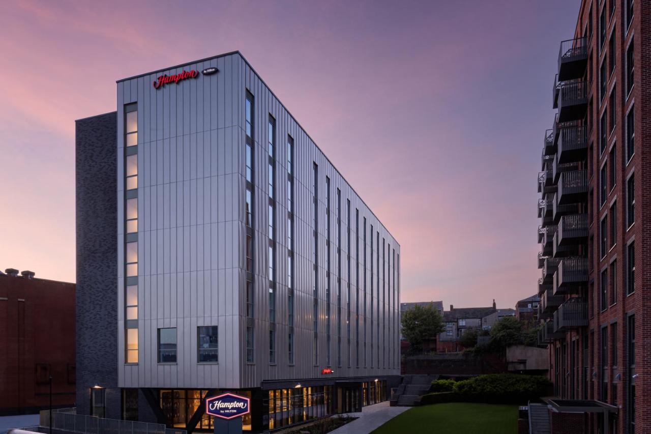 Hampton By Hilton Hotel